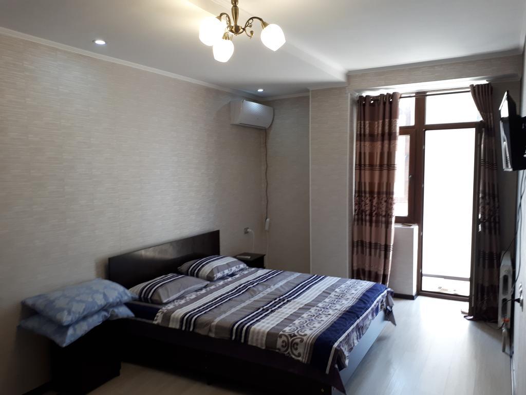 Oscar'S Apartments Bishkek Exterior photo